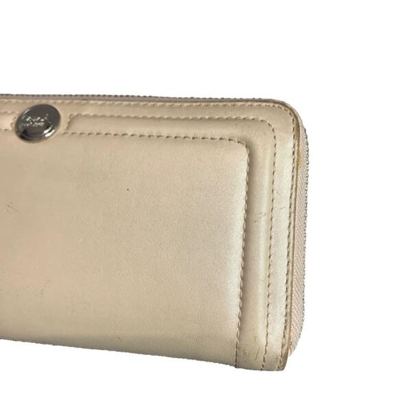 COACH Ivory Zip Around Wallet - Picture 3 of 9